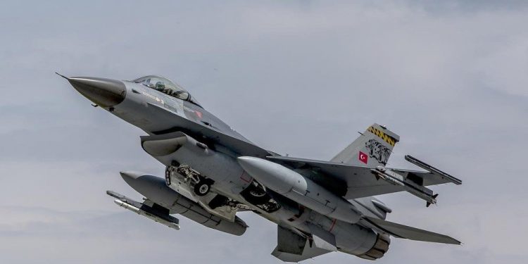 Savaşan şahin F-16’lara elektronik koruma kalkanı