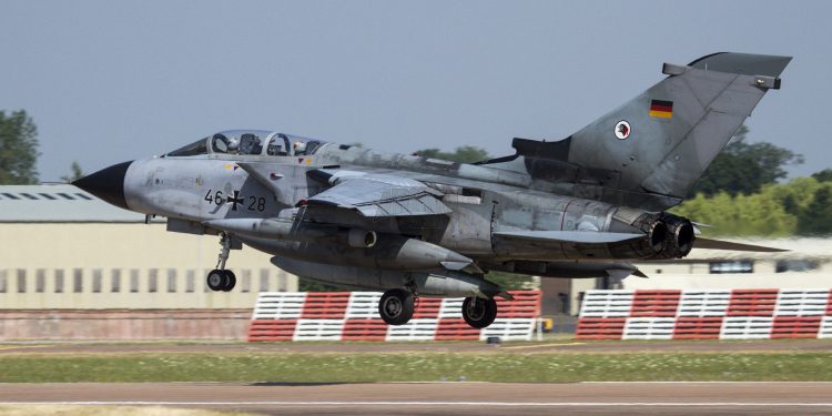 F-35’leri eleyen Almanya savaş uçağında hangi modeli seçecek?