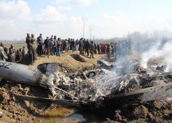 Hindistan: Gözaltına alınan pilot iade edilsin