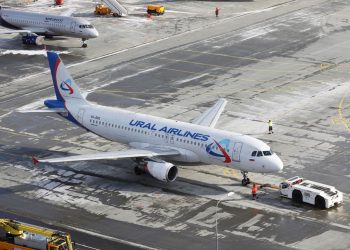 Rus uçağına bomba ihbarı