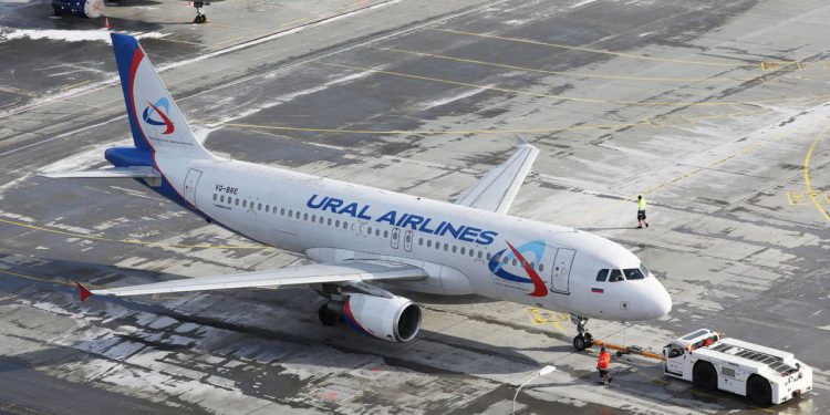 Rus uçağına bomba ihbarı