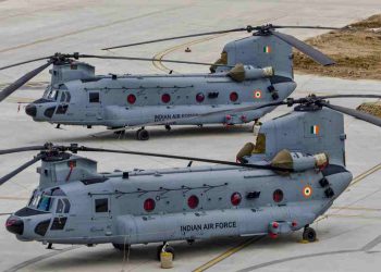 Hindistan 4 adet Chinook’u filosuna kattı