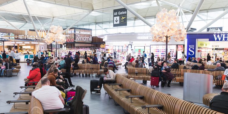 Yolculara müzik eşliğinde uçuş