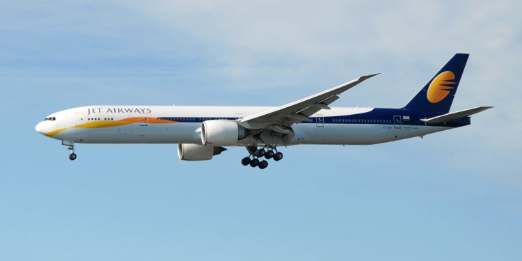 Tüm uluslararası uçuşlarını iptal etti