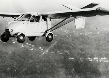 İlk uçan otomobil 70 yıl önce havalanmıştı