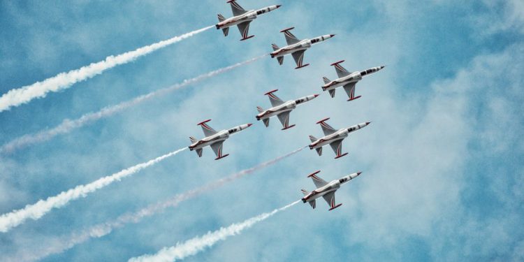 İşte Türk Yıldızları’nın ilk gösterisi