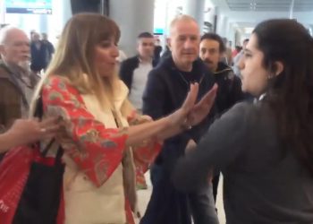 Hakaret eden yolcuya suç duyurusu