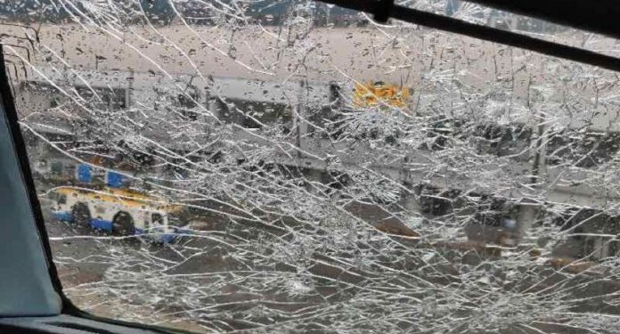 A380 dolu fırtınasında bu hale geldi