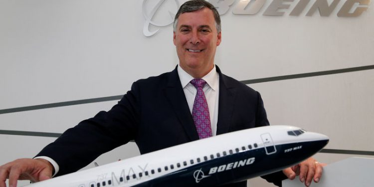 Boeing CEO’su ailelerden özür diledi