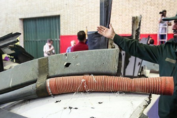 İran: Düşürülen İHA’nın yanında başka bir ABD uçağı da vardı