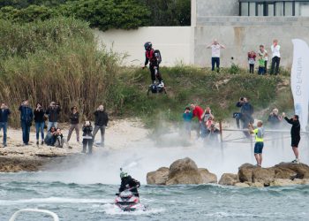 Fransa’nın ‘uçan askeri’ Manş Denizi’ni geçemedi