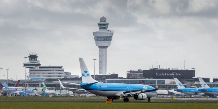 KLM ‘koltukların ölüm oranı’ tweeti için özür diledi