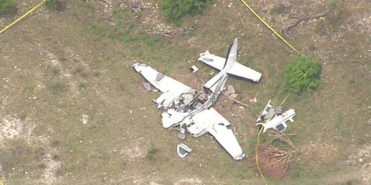 ABD’de uçak düştü, 10 ölü