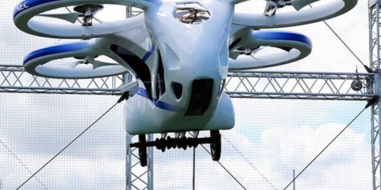 Japonya uçan araba üretimine giriyor!