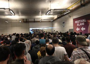 Teknofest’e ulaşım kesildi