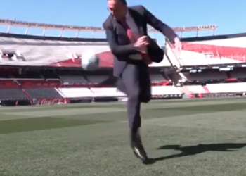 İlker Aycı topla şov yaptı