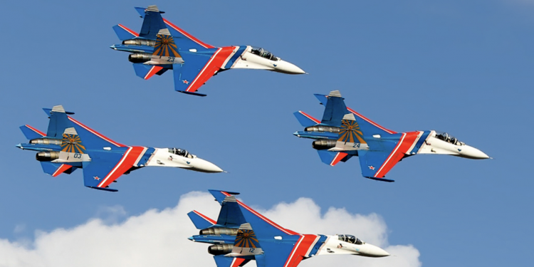 Russian Knights 5 adet Su-30’la Teknofest’te