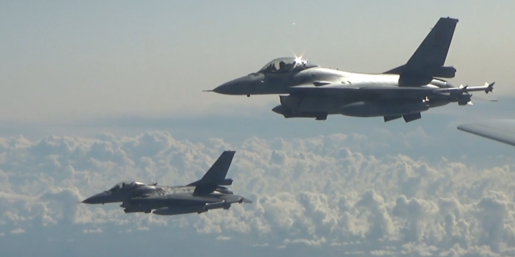 Rus ve NATO uçaklarında tehlikeli yakınlaşma