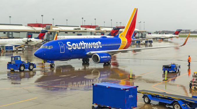 Southwest, 2 adet 737NG uçağını yere indirdi
