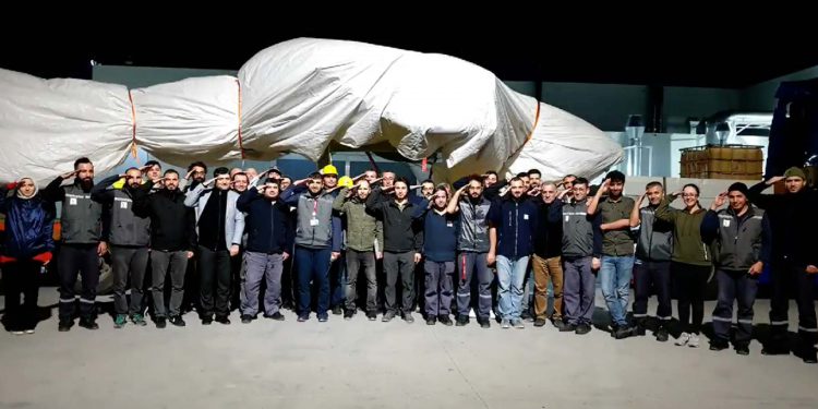 Akıncı gökyüzüne “asker selamı” ile uğurlandı