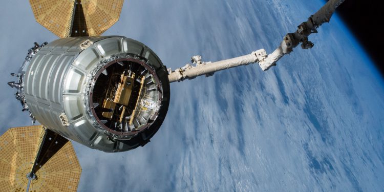 Astronotlar uzayda kurabiye pişirecek