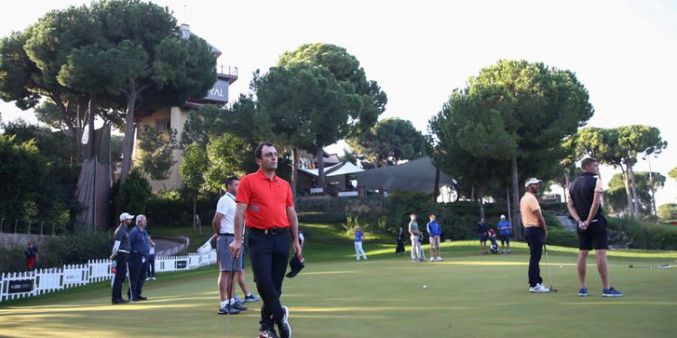 Dünyaca ünlü golfçülerden Atatürk için saygı duruşu