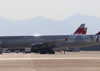 Antalya Havalimanı pisti açıldı