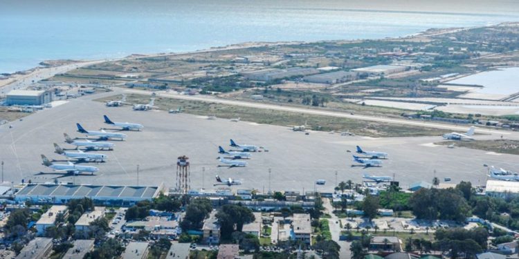 Libya’daki Mitiga Havalimanı uçuşlara açıldı