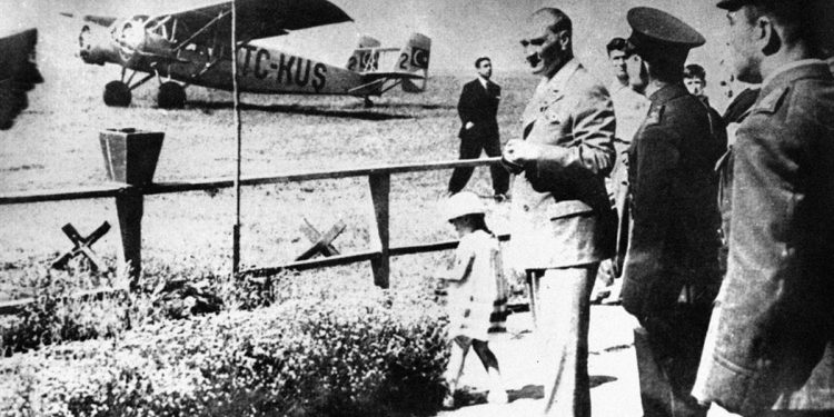 THK’nin kuruluşunun 95’inci yılı kutlu olsun