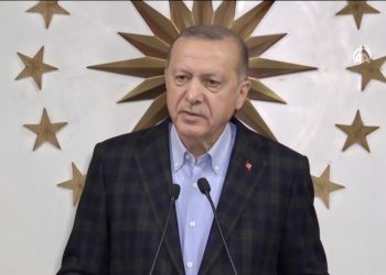 Tüm yurt dışı uçuşlar yasaklandı