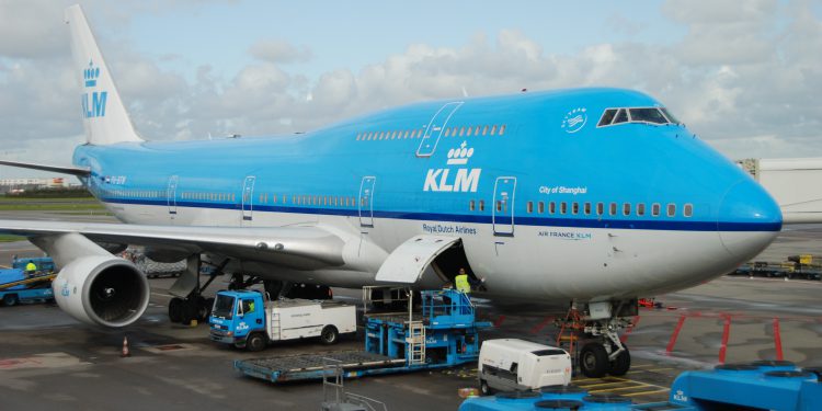 KLM’in 747’si son uçuşunu yapıyor