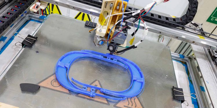 Airbus yüz maskesi üretmeye başladı