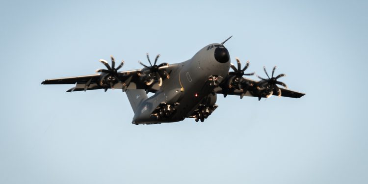 Lüksemburg’a ait A400M ilk uçuşunu yaptı