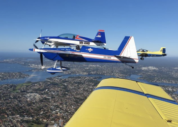 Avustralya ve Türk askerlerine saygı uçuşu