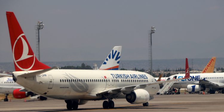 Candan Karlıtekin yazdı: “Uçaklar havalanmalı”