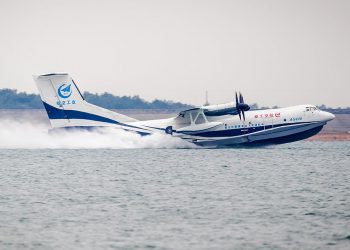 Çinli amfibi uçak AG600 testlere yeniden başladı