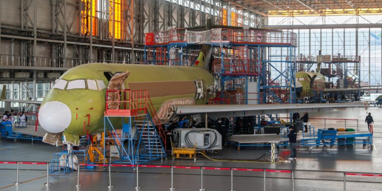 Comac salgın sonrasındaki ilk teslimatını yaptı