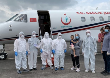 Koronavirüse yakalanan Türk vatandaşı Bangladeş’ten yurda getirildi