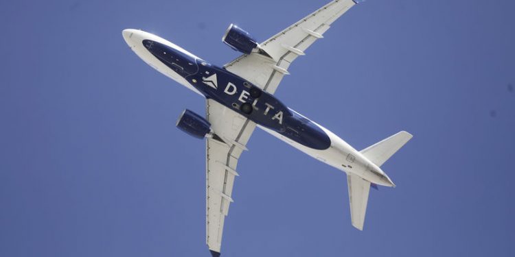 Uçuşlarda artış devam ediyor