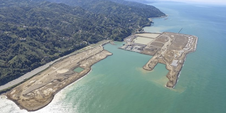 Rize-Artvin Havalimanı’nın yüzde 68’i tamamlandı