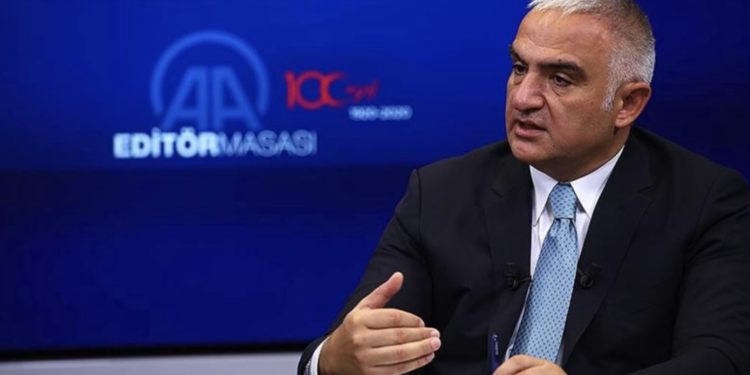 “Havaalanlarında Covid-19 merkezleri açılacak”