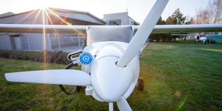 Tamamen elektrikli ilk uçak sertifika aldı