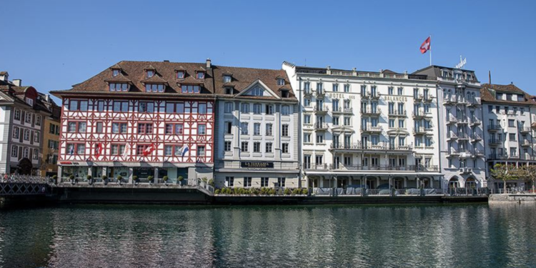 İsviçre’nin seyahat kısıtlaması getirdiği ülkeler arasında Türkiye yok