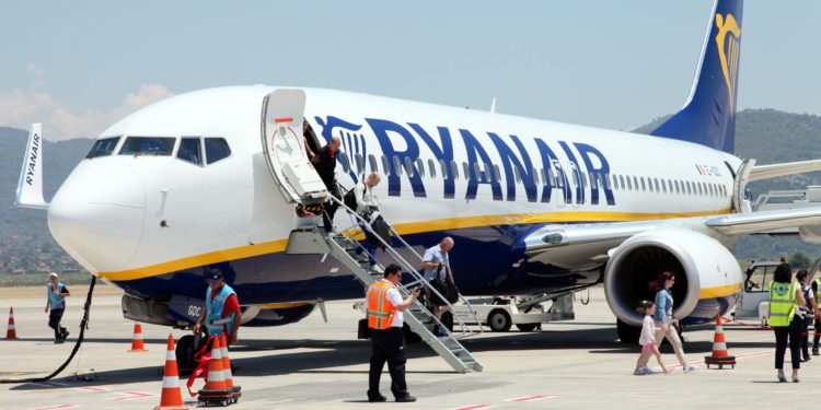 Antalya Havalimanı’nda kargo ve geçici depolama hizmeti