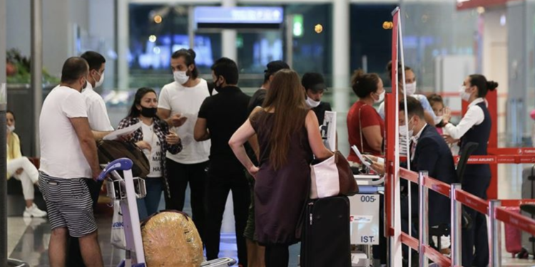 Rusya’ya uçuşlar yeniden başladı