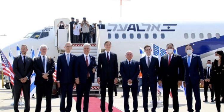 İsrail uçağı BAE uçuşu için Suudi Arabistan hava sahasını kullanacak