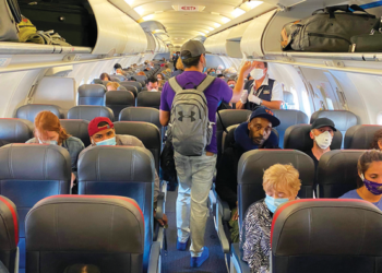 “Uçakta Covid-19’a yakalanma ihtimali düşünülenden daha düşük”