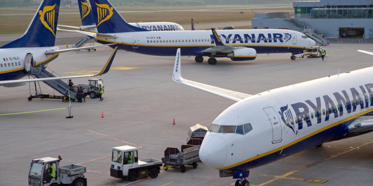 Ryanair Almanya’daki merkezi Düsseldorf’tan çekildi