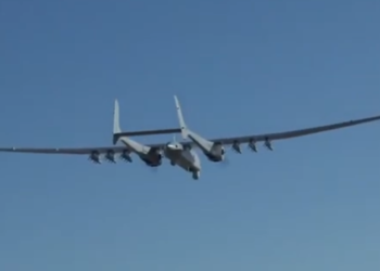 Aksungur’dan yerli füzelerle çok özel uçuş