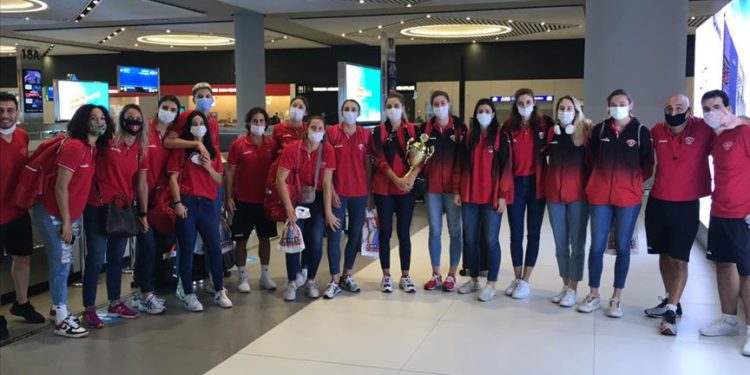 Balkan şampiyonu THY Kadın Voleybol Takımı yurda döndü